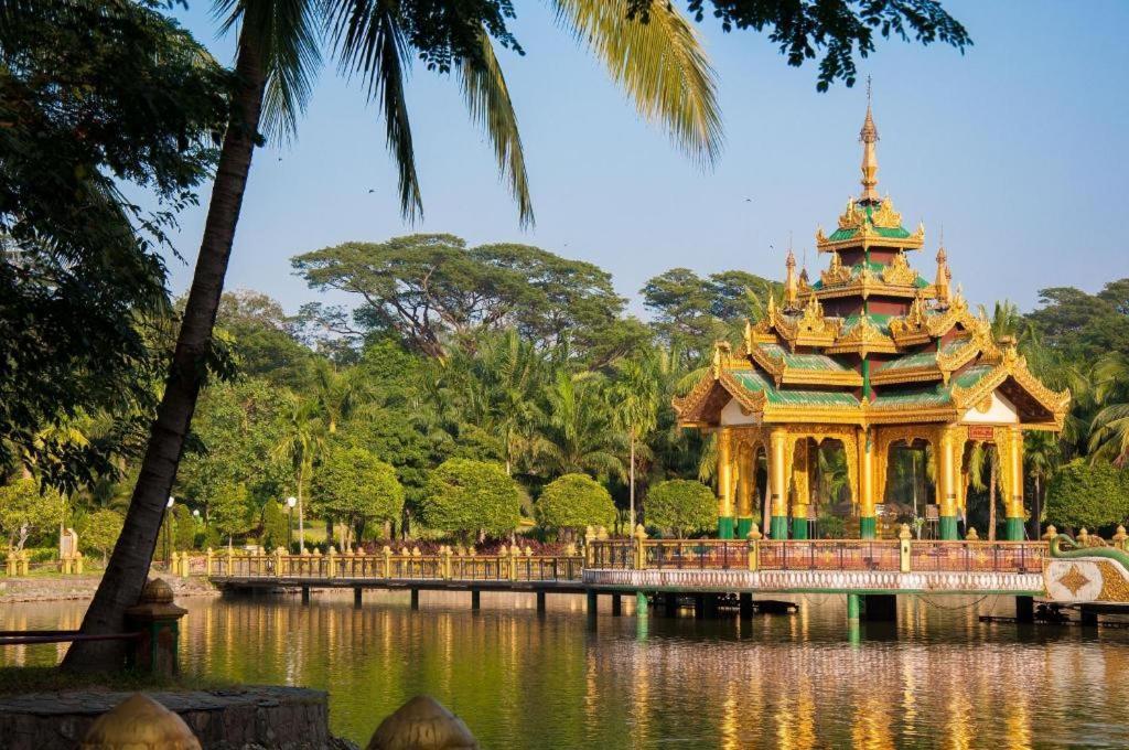 Yuzana Hotel Yangon Bagian luar foto