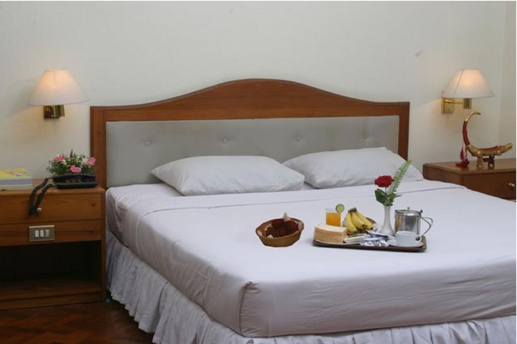 Yuzana Hotel Yangon Bagian luar foto