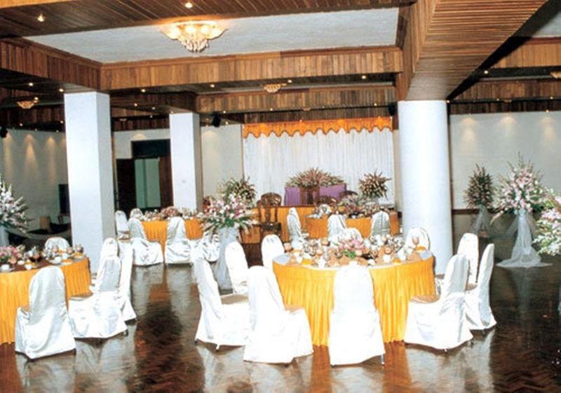 Yuzana Hotel Yangon Bagian luar foto