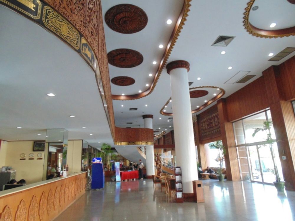 Yuzana Hotel Yangon Bagian luar foto